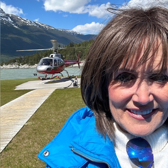 Meet your Posher, Cynthia - Picture 1 of 1